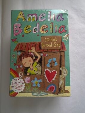 Amelia Bedelia 10 Chapter Book Boxed Set Sealed 2 Book marks Ages 6-10 Adventure